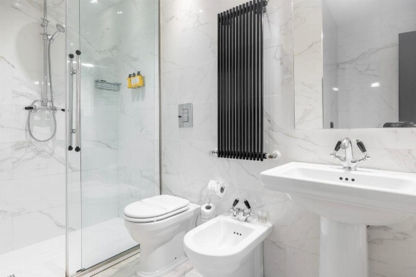 Roma Luxus Hotel image 14